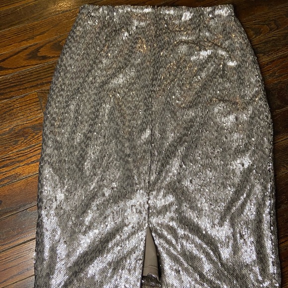 Sequin Pencil Skirt - Picture 3 of 7